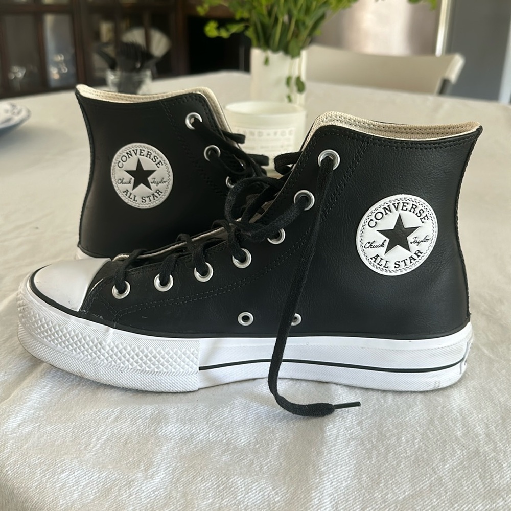 new black Leather platform converse